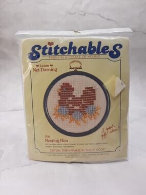 Vintage Dimensions Stitchables Learn Net Darning Kit Nesting Hen 7511 Beginner